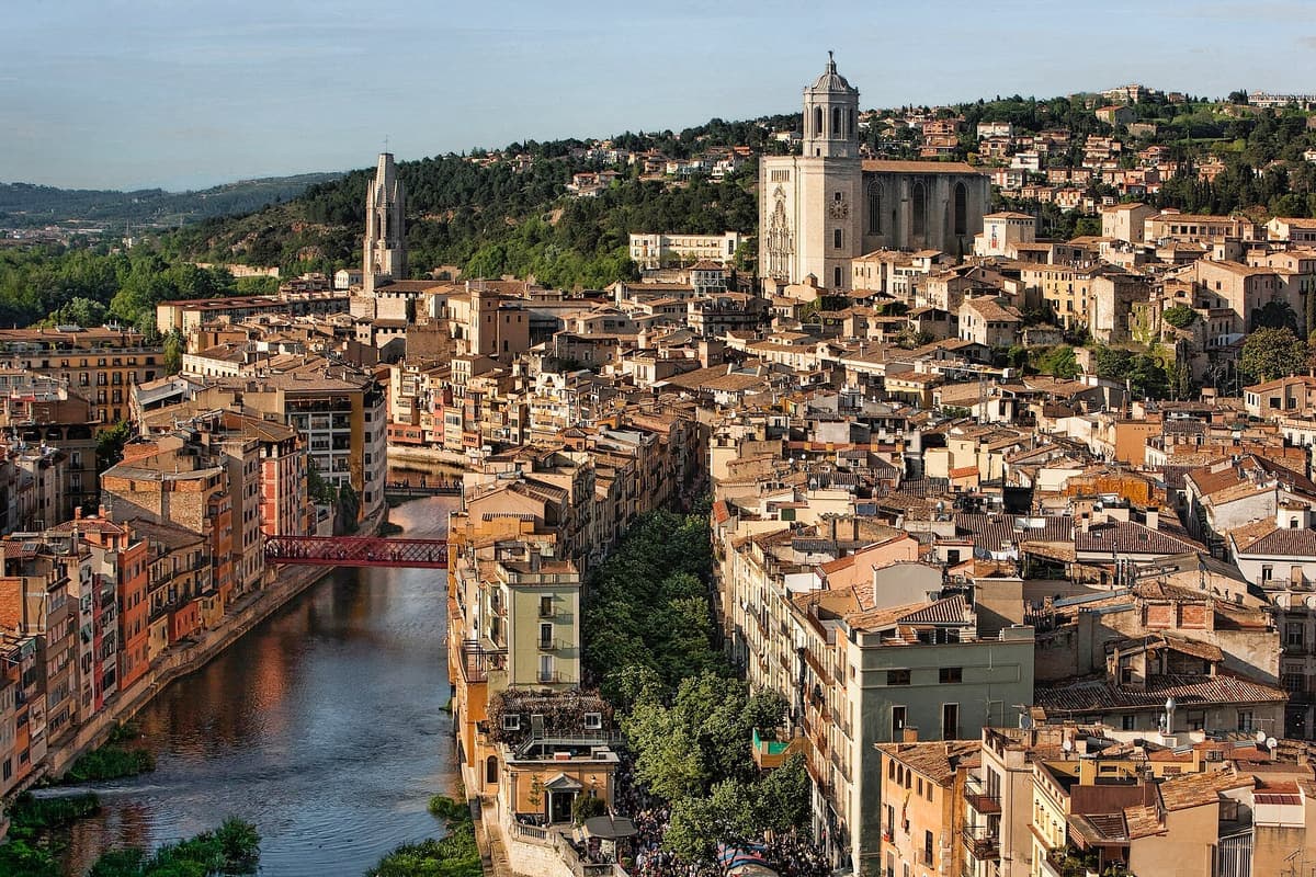 Girona — private transfer destination from Barcelona